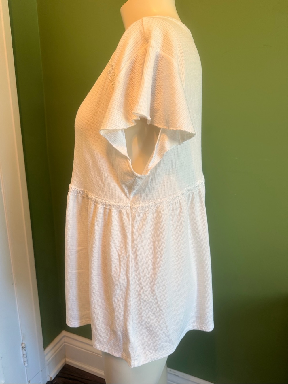 torrid White Ribbed Tank Top - Picture 9 of 14
